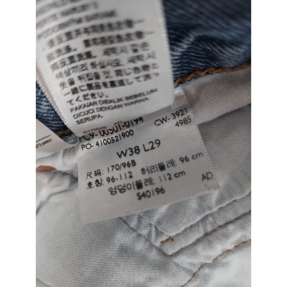 Levis 501 Shorts Mens 38x9 Blue Cut Off Medium Wash Fray Hem Jorts Button Fly - Picture 11 of 14